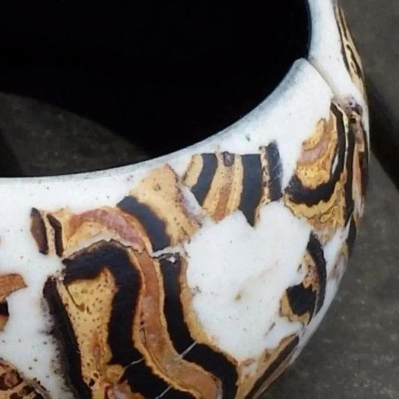 Luan Tree Wood Stretch Bangle Bracelet Philippines - Picture 3 of 4